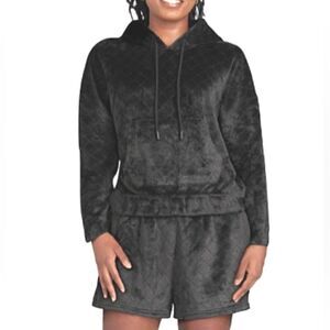 No Boundaries black quilted plush hooded short set sz Large